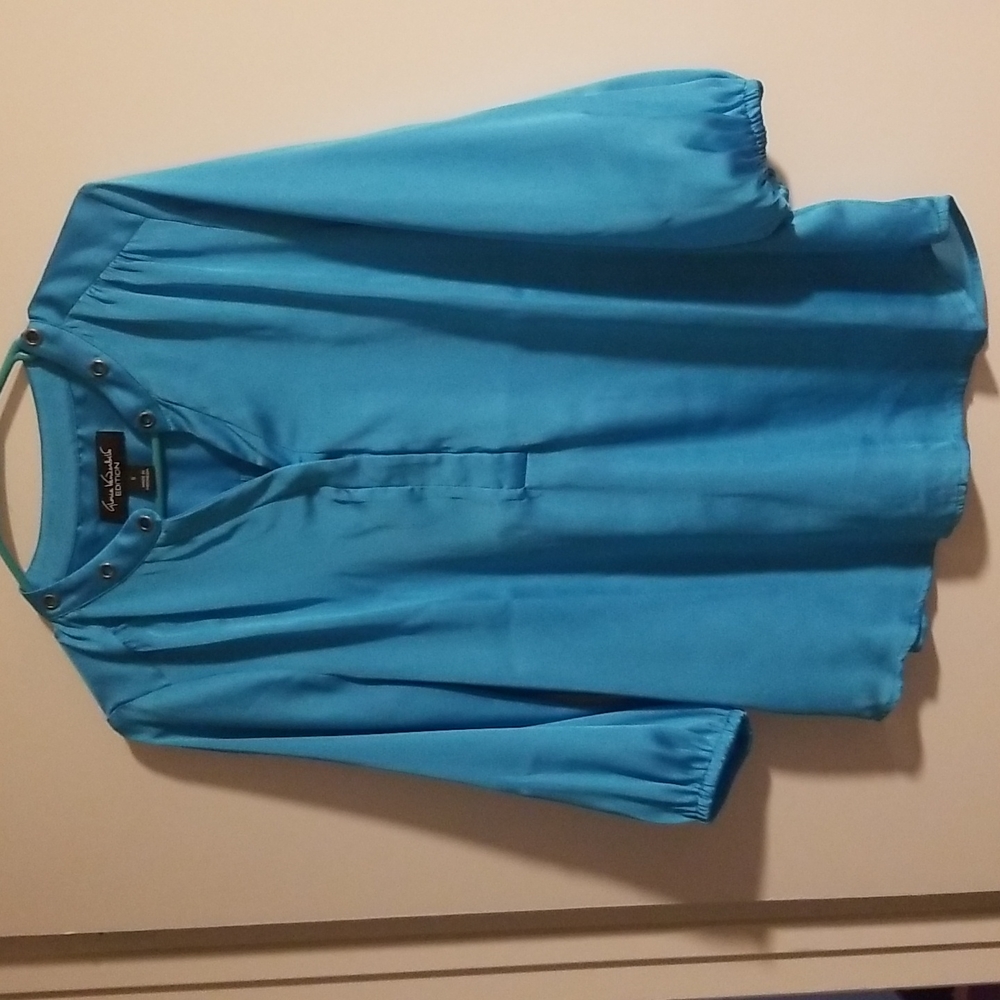 Gloria Vanderbuilt Edition Womens blouse